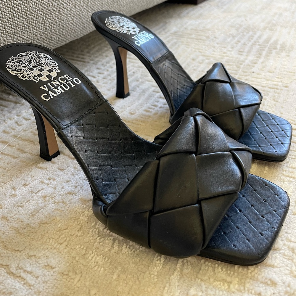 Vince Camuto Brelanie Woven-Strap Black Mule Women’s Size 6